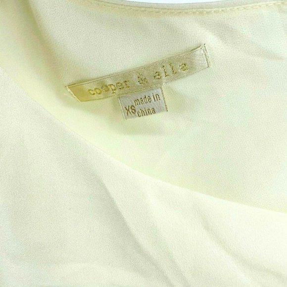 Cooper & Ella Women Asymmetrical Blouse Top XS NEW - Picture 3 of 4